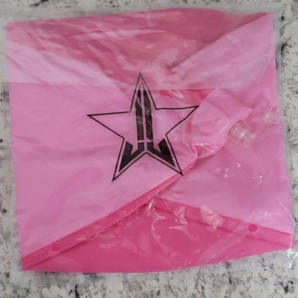 Limited Edition Jeffree Starr Cosmetics Beach Ball FINAL MARKDOWN - Picture 1 of 2
